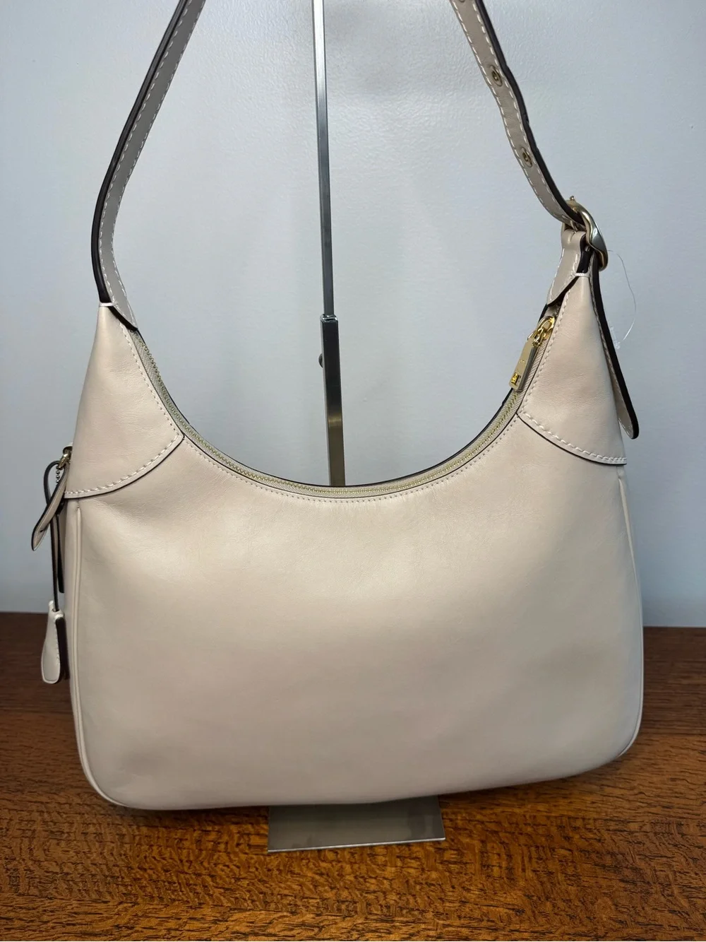 Coach Ella Shoulder Bag Hobo in Oat Smooth Leather EUC